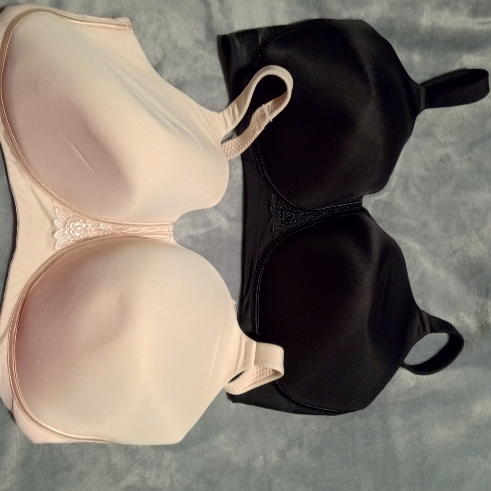 Elegant Black and Cream Women's Bras
